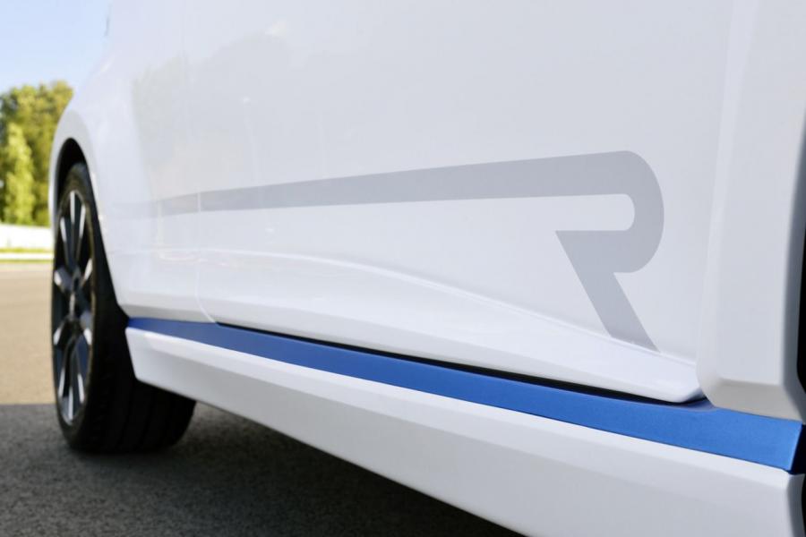 Детали экстерьера Toyota Yaris Hybrid-R Concept 2013 года  (фото 20 из 42)